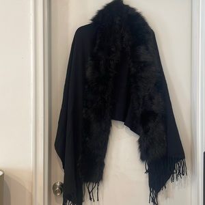 Faux fur black pashmina